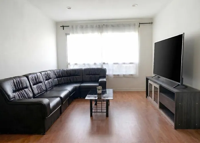 2-bedroom Near The Mall Bangkapi-with Pool And Gym - Fully Equipped Kitchen * Bangkok