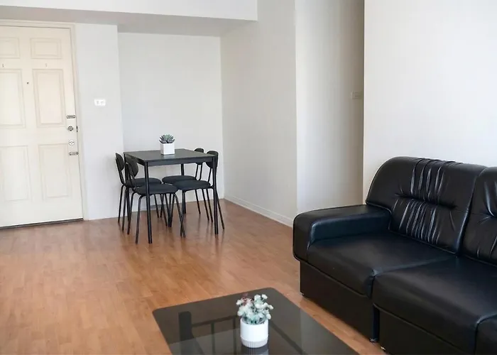 2-bedroom Near The Mall Bangkapi-with Pool And Gym - Fully Equipped Kitchen Bangkok